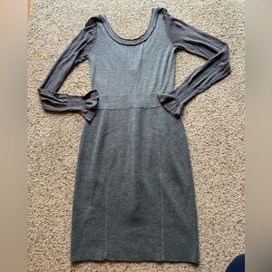 Iisli merino wool dress size M